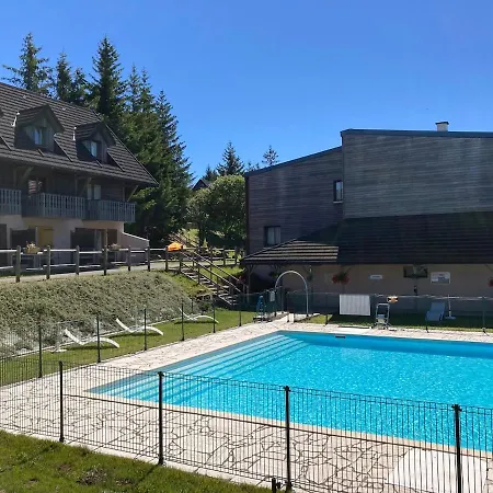 Апартаменты Duplex 8 Pers A Super-besse Avec Wifi Et Piscine Chauffee