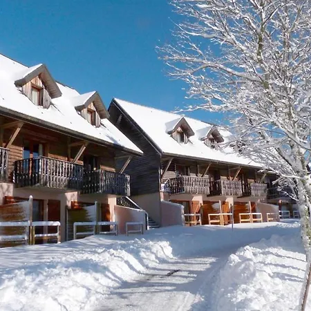 Duplex 8 Pers A Super-besse Avec Wifi Et Piscine Chauffee *