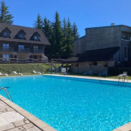 Duplex 8 Pers A Super-besse Avec Wifi Et Piscine Chauffee *